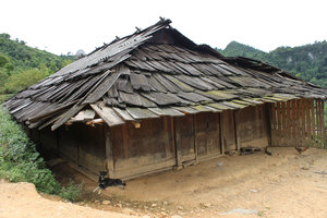 A H'mong house in Giàng B village