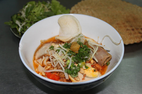 Mỳ Quảng noodles in Đà Nẵng city