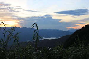 Sunset on the way to Sìn Hồ