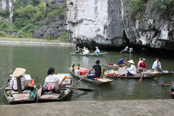 Tourist boats in Tam Cốc
