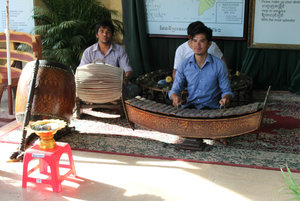 Music performance at the Silver Pagoda