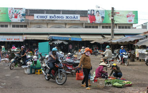 Đồng Xoài market, Bình Phước province