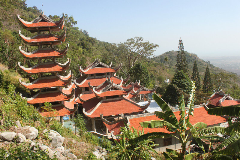 Trà Cú pagoda on Tà Cú mountain