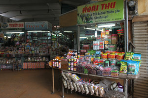 Local specialties at Đà Lạt market