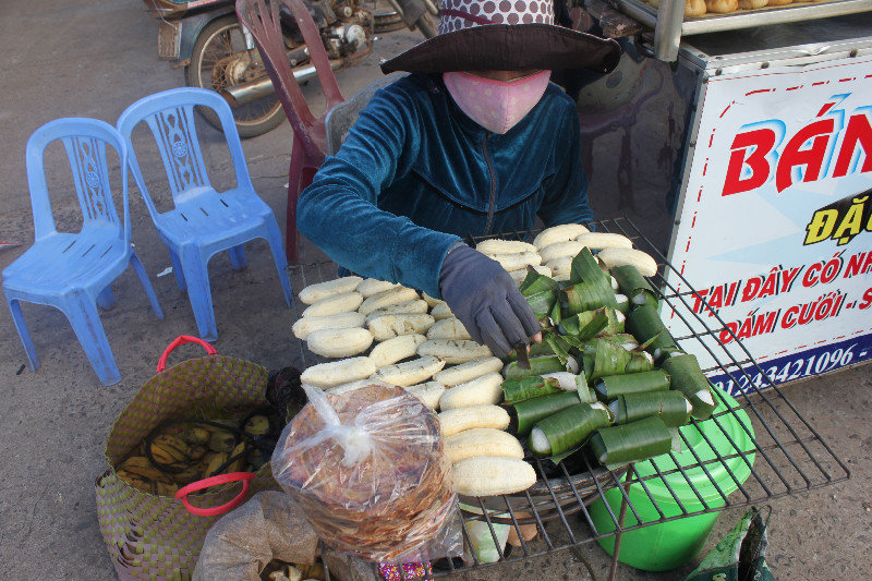 Grilling banana for sale in Xuyên Mộc town