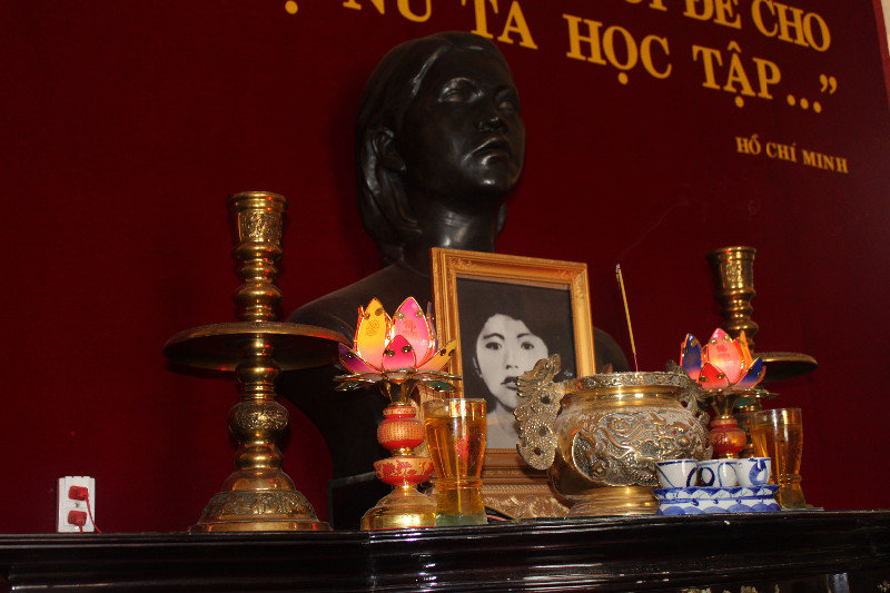 Altar of Võ Thị Sáu heroine in Đất Đỏ town