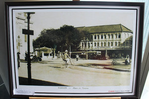 B&W photo of Sài Gòn