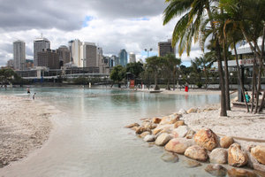 Sandy beach by Brisbane river