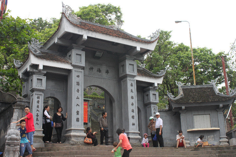 Entrance gate of Cửa Ông temple
