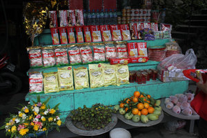 A shop outside Cửa Ông temple