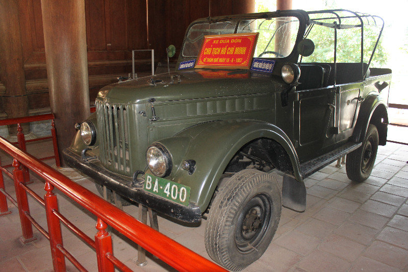 President Hồ Chí Minh's car on his visit in 1962