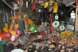 A stall at the market in Kim Bôi town