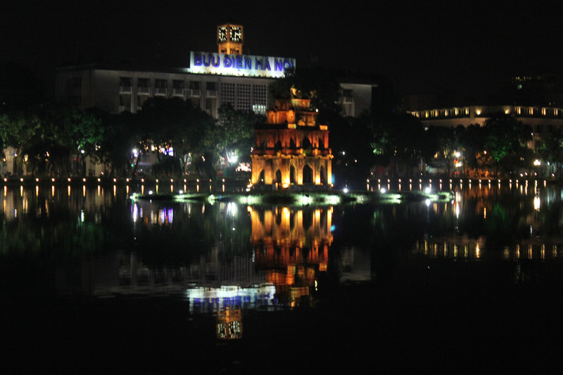 Hanoi's center at night