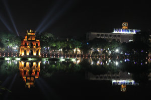 Hanoi's center at night
