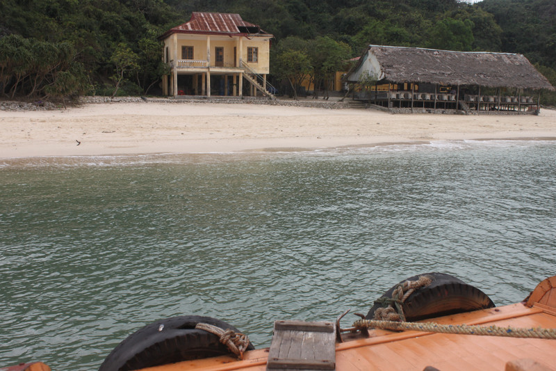 Boat approaching Monkey Island