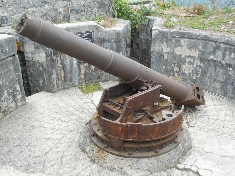 Cannon No. 2 on top of the hill on Cát Bà island