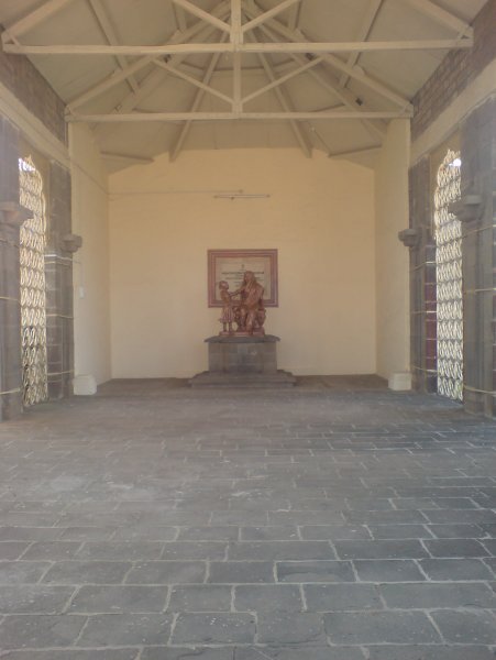 Shivneri Fort - Statue