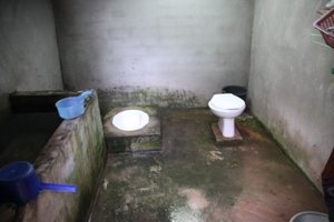 Squat toliet / Western Toilet 
