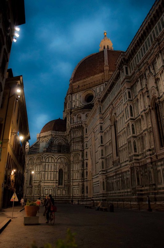 Il Duomo at night