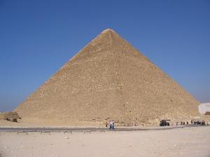 Giza Pyramids - Pyramid of Khafre 1