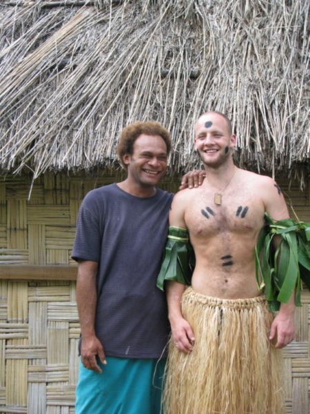 Savi and Tom possing before Tui Mali arrived