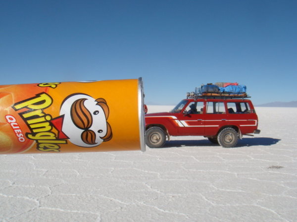 Giant Pringle Tin in the Middle of the Salar