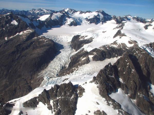 MILFORD SOUND FLIGHT/VUELO: Glaciers in Mt Aspiring NP / Glaciares en el PN Mount Aspiring