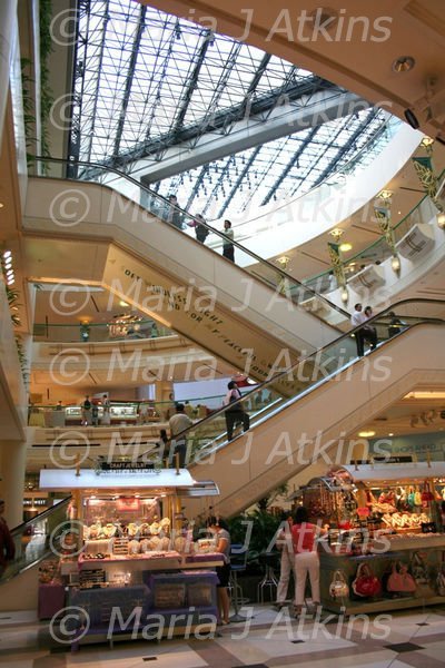 SINGAPORE - Raffles Shopping Centre / Centro Comercial Raffles