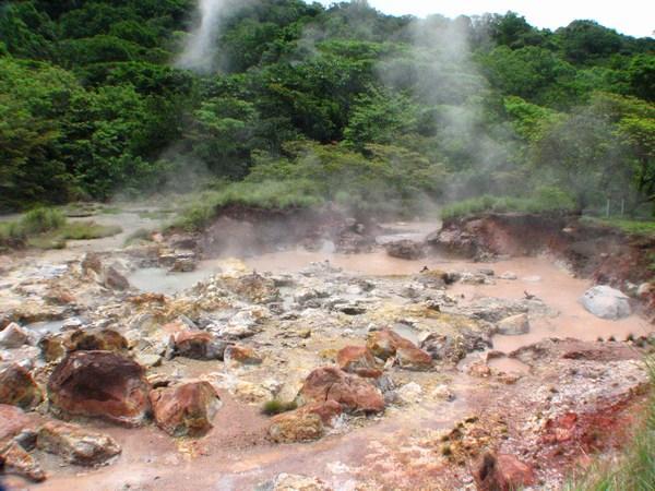 RINCON DE LA VIEJA: Hot Mud Pools / Pailas de Barro Caliente