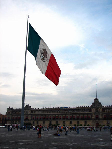 MEXICO CITY: Main Square "El Zocalo"