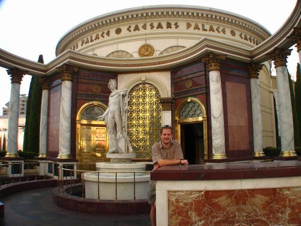 LAS VEGAS: Caesar's Palace (El Palacio del Cesar)