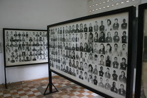 Les photos des bourreaux et victimes du genocide