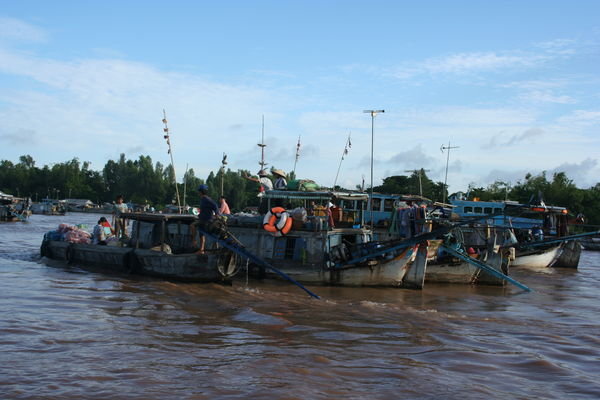 Bateaux cargos du Mekong