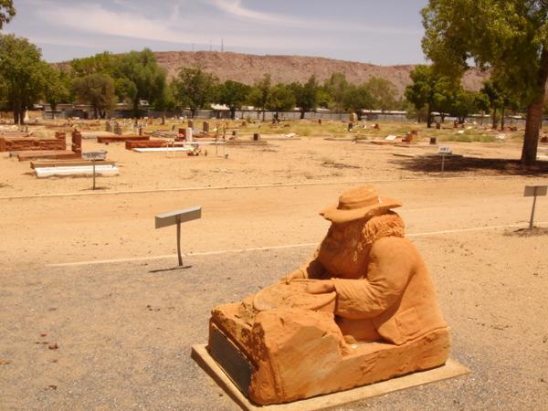 Grave of a Prospector - a dead hot day in Alice (get it??)