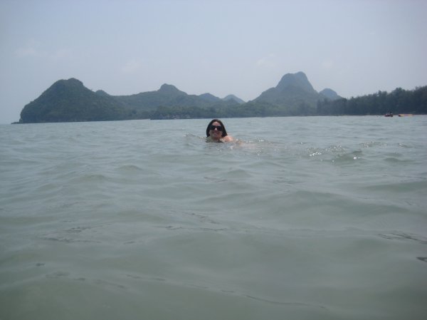 Hannah swimming at Ao Manao