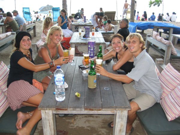 Getting happy hour in Sanur before booking our diving