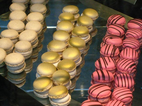 The best little Swiss pastries from world-renowned Sprungel
