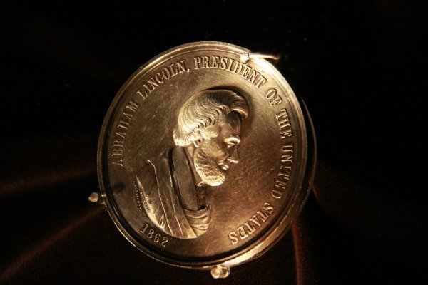 Lincoln coin at a westward expansion museum at the St. Louis Arch 