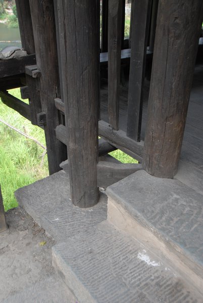 detail of the stairs entering the bridge