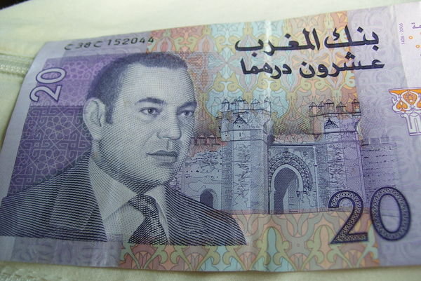 20 Dirham (Moroccan money), equivalent to 2 euro