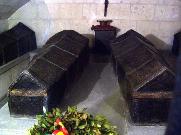 coffins of the Reyes Catolicos