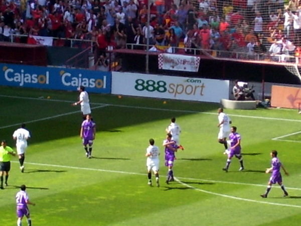 Renato scores! Sevilla 1-0