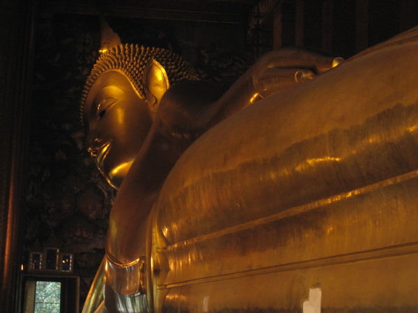 Reclining Budha