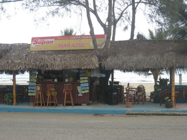 Cocktail bar on the Malecon 