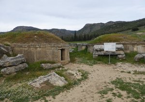 Roman ruins at Pamukkale (tombs)