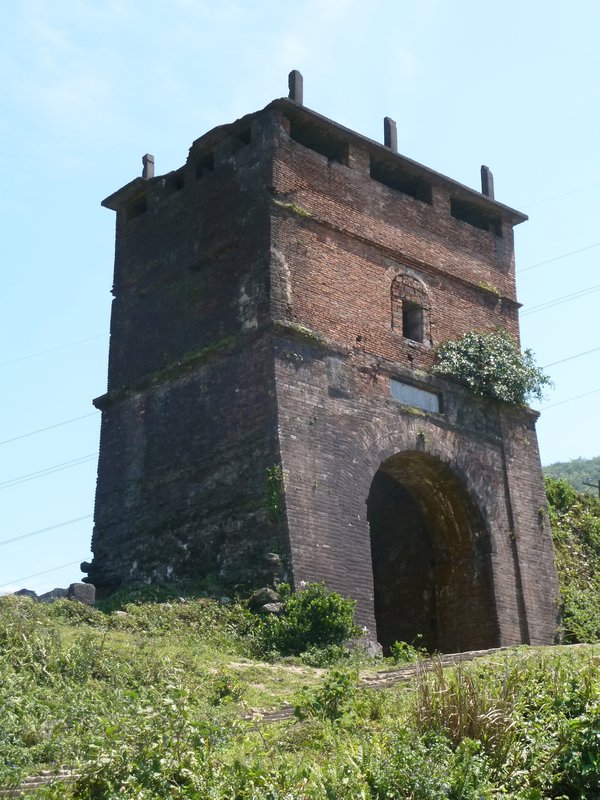 French fort, Hai Van pass