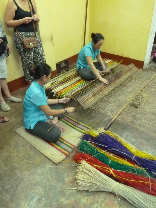 Rush mat weaving demonstration