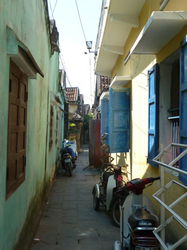 Alleyway in Hoi An