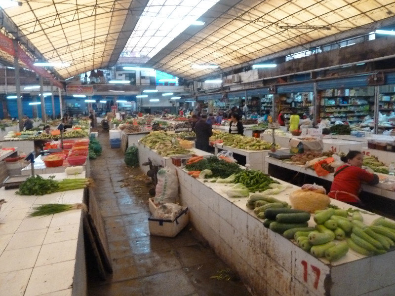 The fruit and veg market at Yangshuo