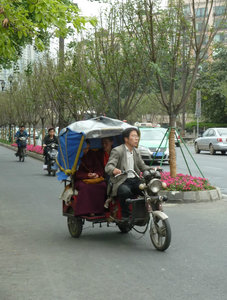 Little motorbike passenger thing, Chengdu